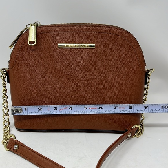STEVE MADDEN CROSSBODY BUNDLE CAMEL COLOR HARD SHELL WITH BONUS POUCH BAG - Picture 9 of 16